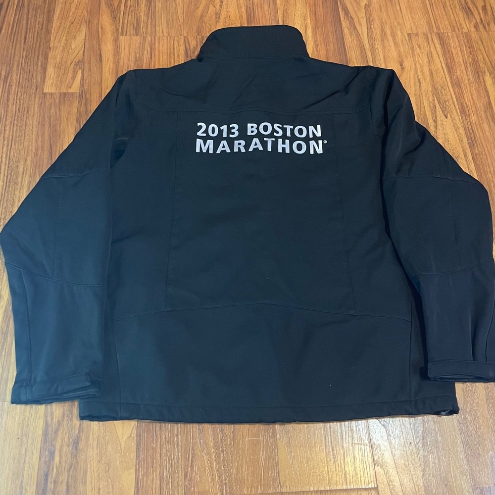 Port Authority 2013 Boston Marathon Jacket Mens Large Black Softshell Hancock